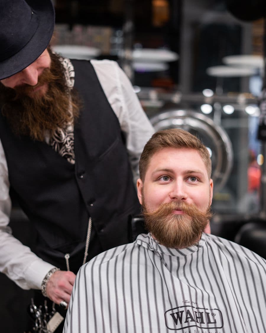 Carlos, Senior Barber / Curl & Color Specialist